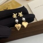 Louis Vuitton LV Heart Earrings Gold M01011 - Image 6